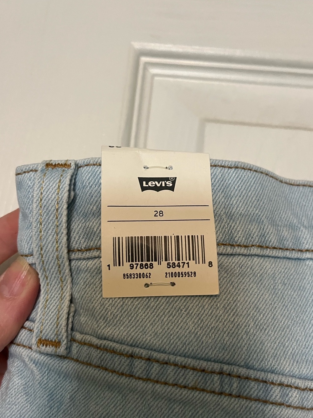 Levi's 501 Light Wash High-Rise Mid-Thigh Jean Shorts - Picture 5 of 5